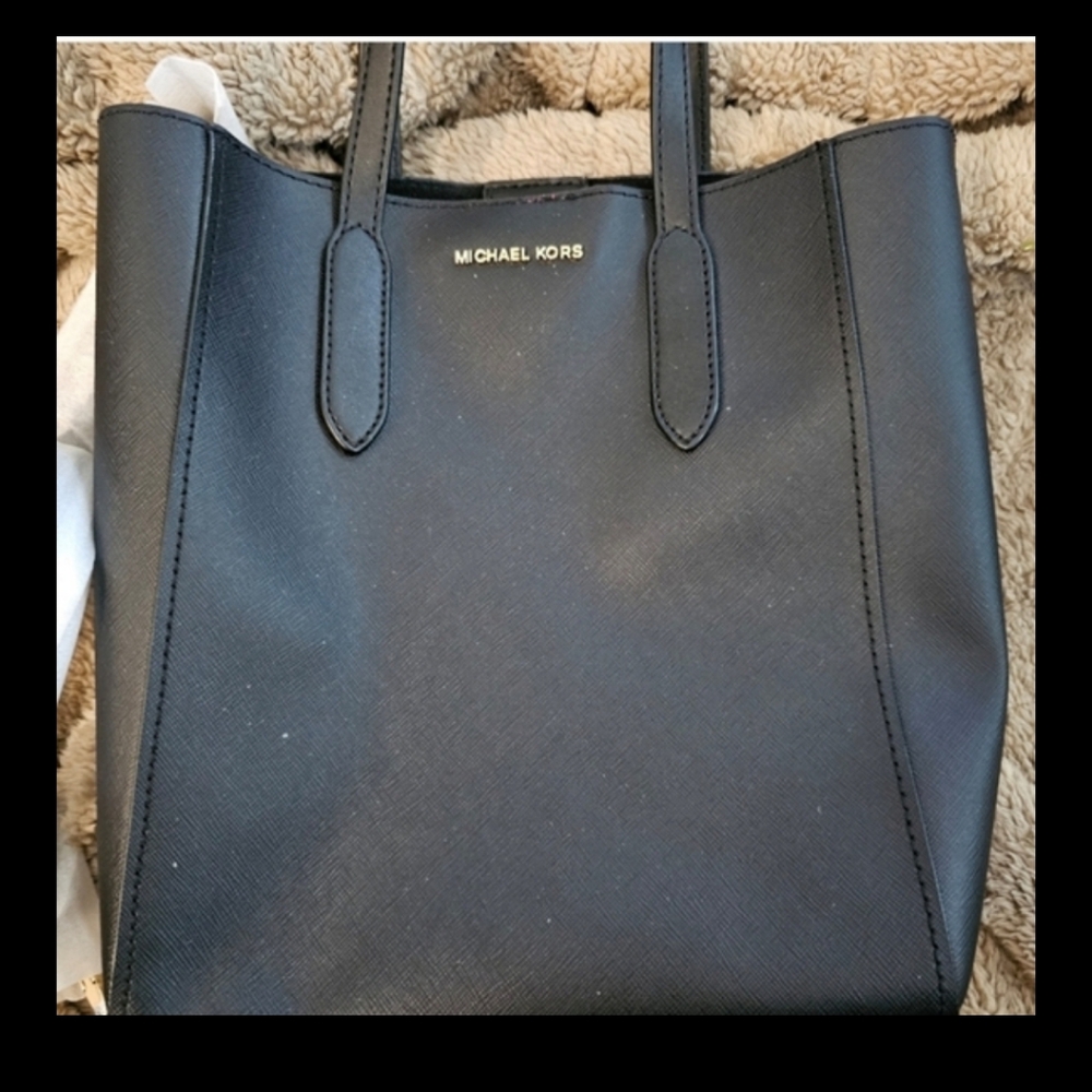 NWOT Sinclair Small Crossbody Bag
